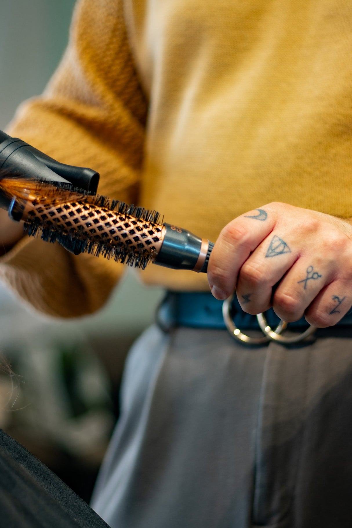 Olivia Garden Expert Blowout Heat Nylgard Bristles– Perie Profesională Termică pentru Păr Gros și Indisciplinat