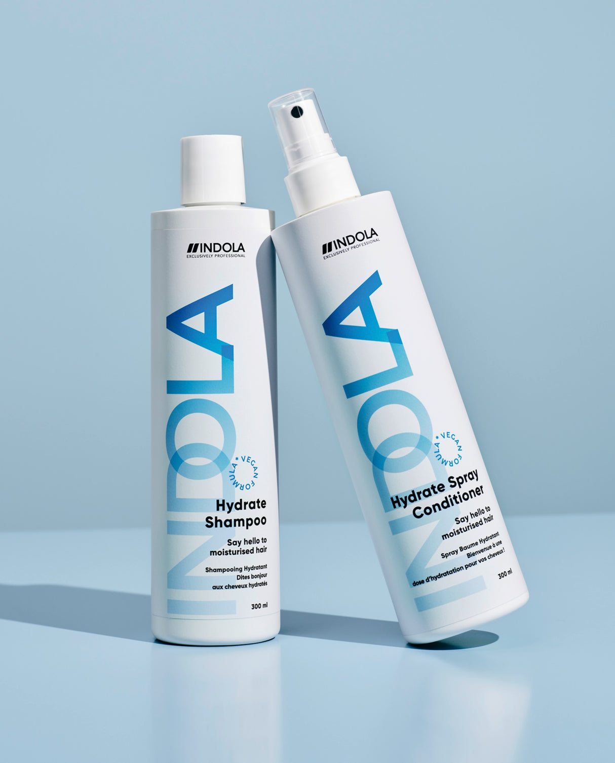 INDOLA Hydrate Spray Conditioner – Balsam Leave-in Hidratant cu Acid Hialuronic și Pantenol pentru Păr Uscat și Fragil 300ml