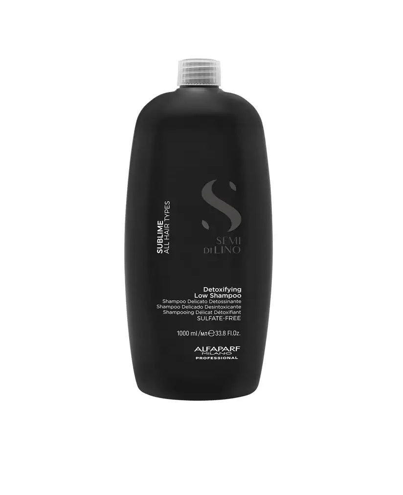 Șampon detoxifiant Alfaparf Semi di Lino Sublime 1000 ml pentru toate tipurile de păr, fără sulfați.